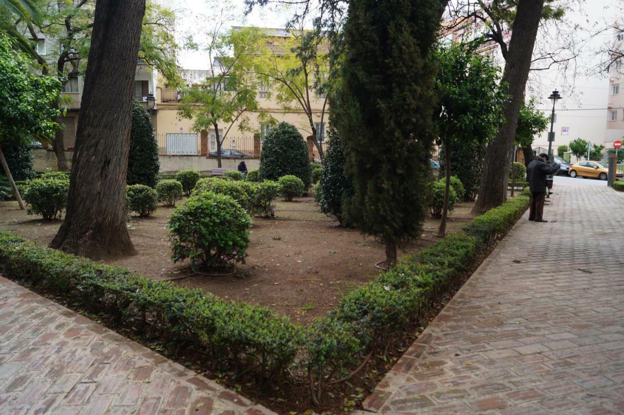 Apartamento Plaza Alfonso XII Màlaga Exteriér fotografie