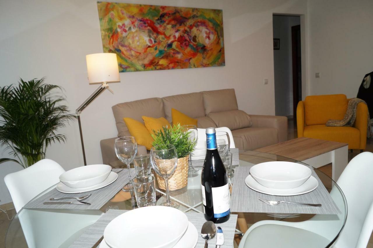 Apartamento Plaza Alfonso XII Màlaga Exteriér fotografie