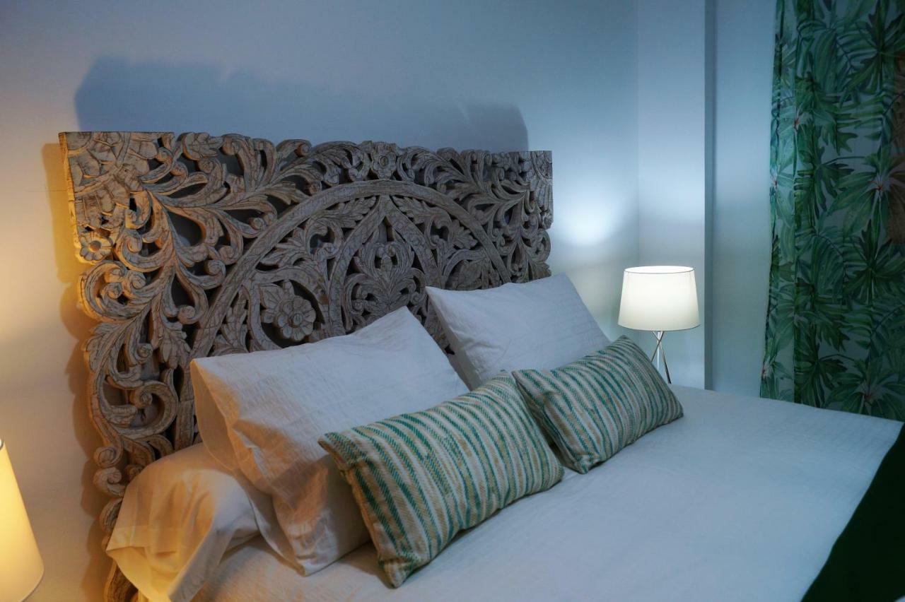 Apartamento Plaza Alfonso XII Màlaga Exteriér fotografie